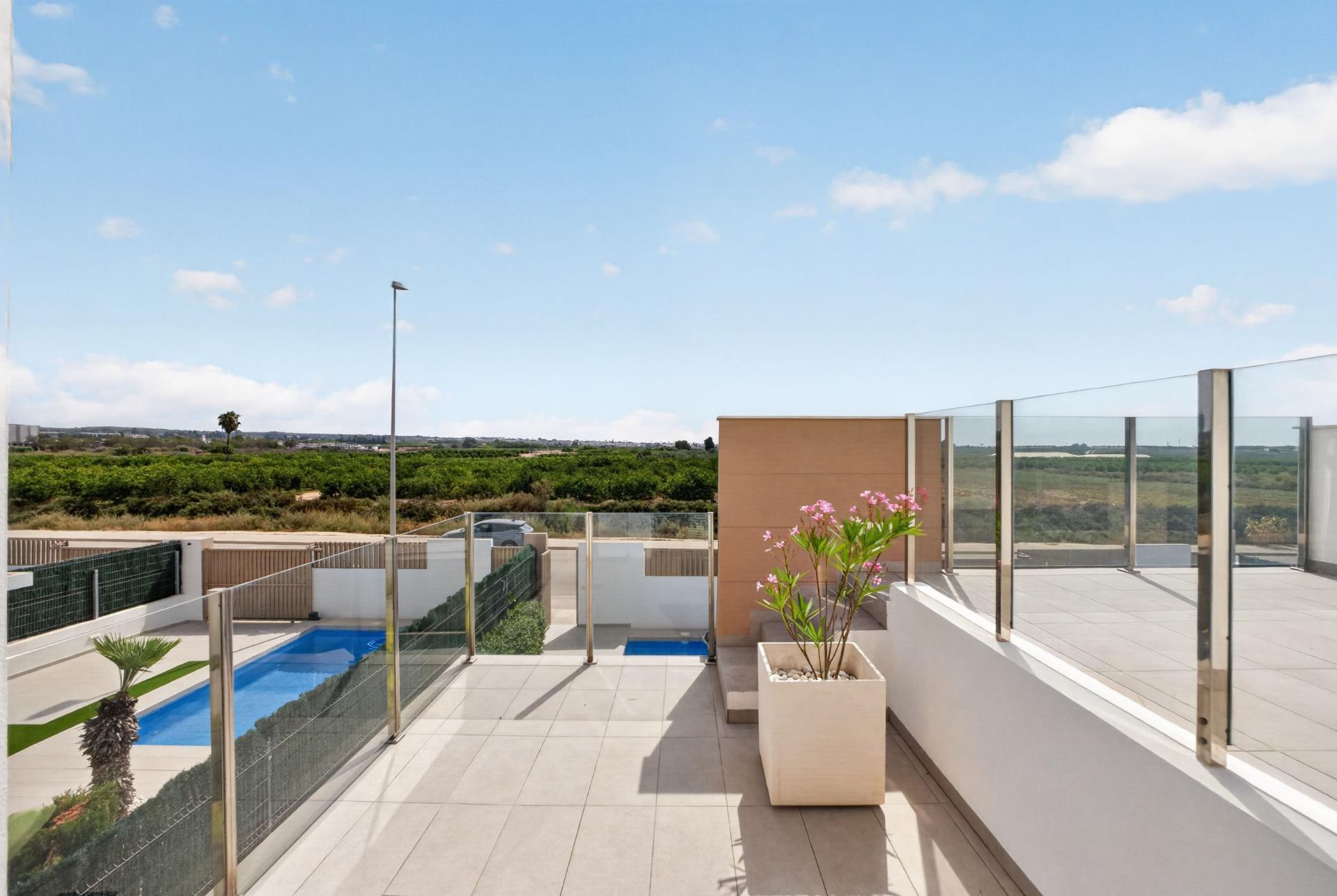 2-31 Villa in Guardamar del Segura, Alicante