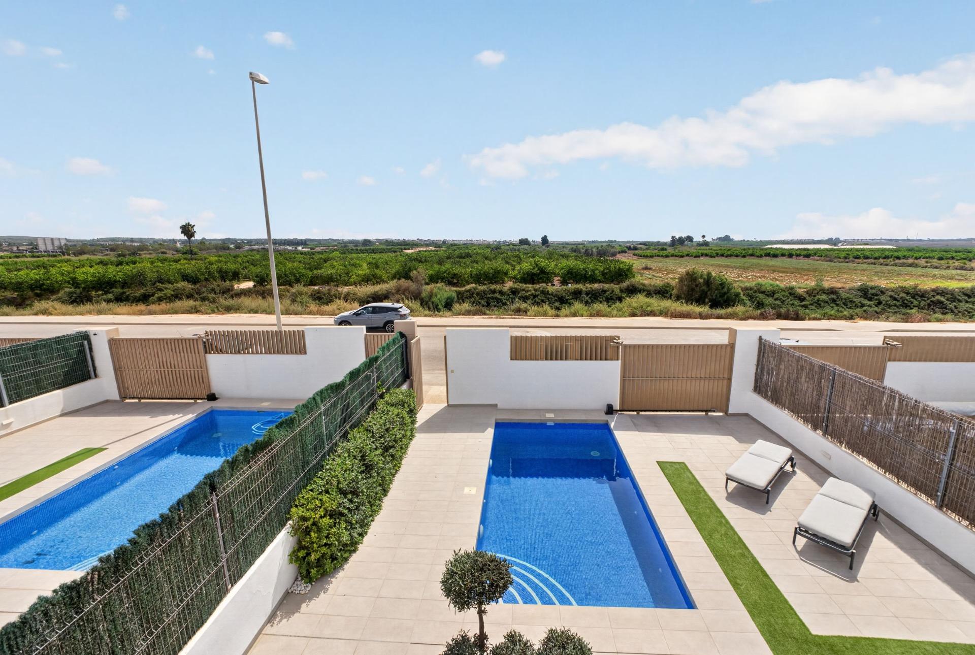 2-34 Villa in Guardamar del Segura, Alicante
