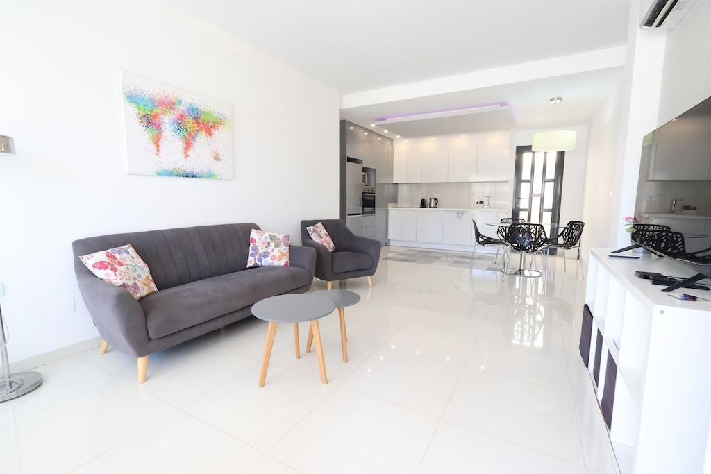 2-7 Apartment in Pilar de La Horadada, Alicante