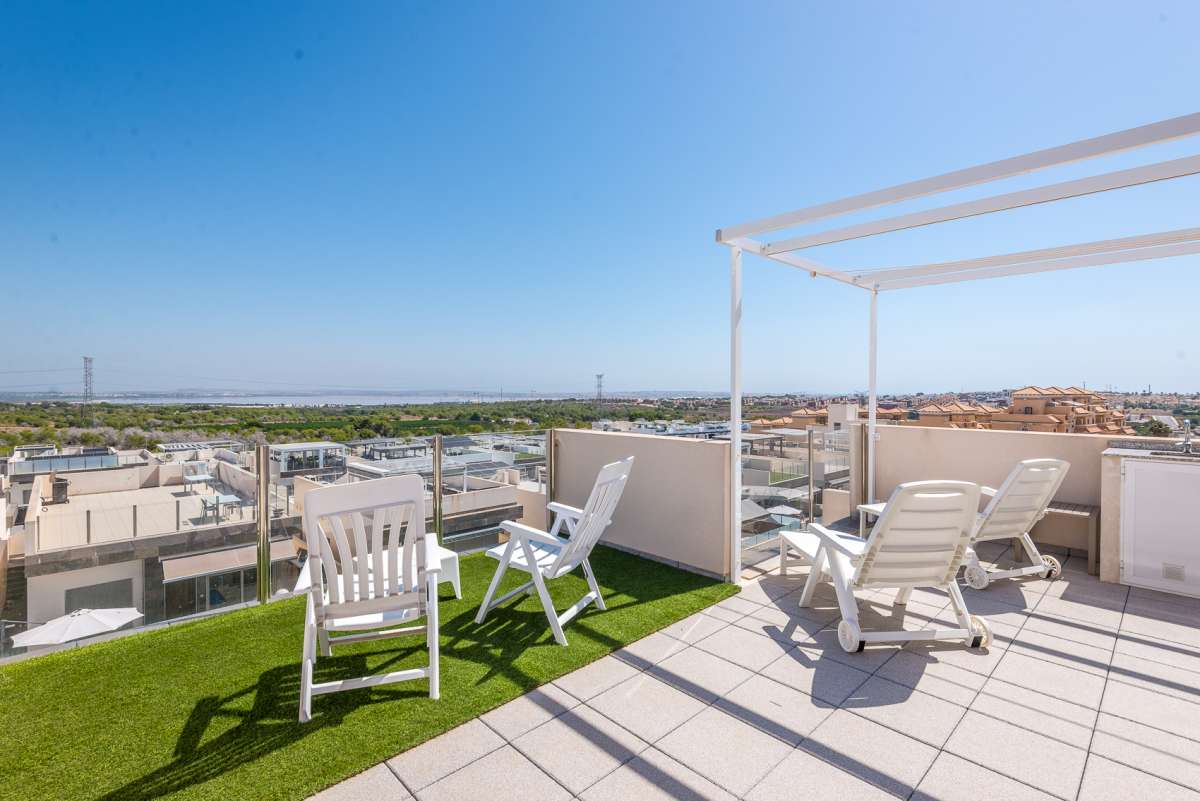 20260711105222000000_Monica-Calle-Nerbion-6-Villa-Martin-28 Villa in Orihuela Costa, Alicante