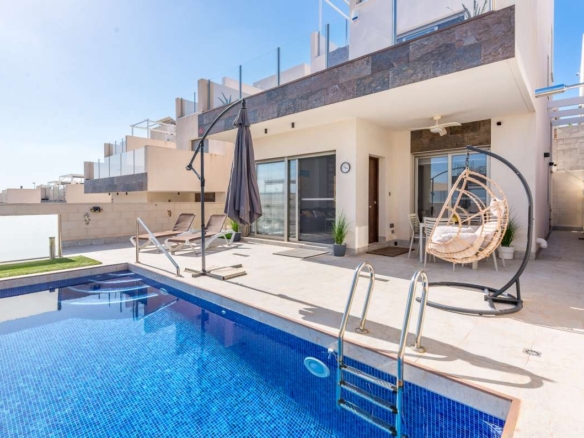 Villa for sale in Orihuela Costa