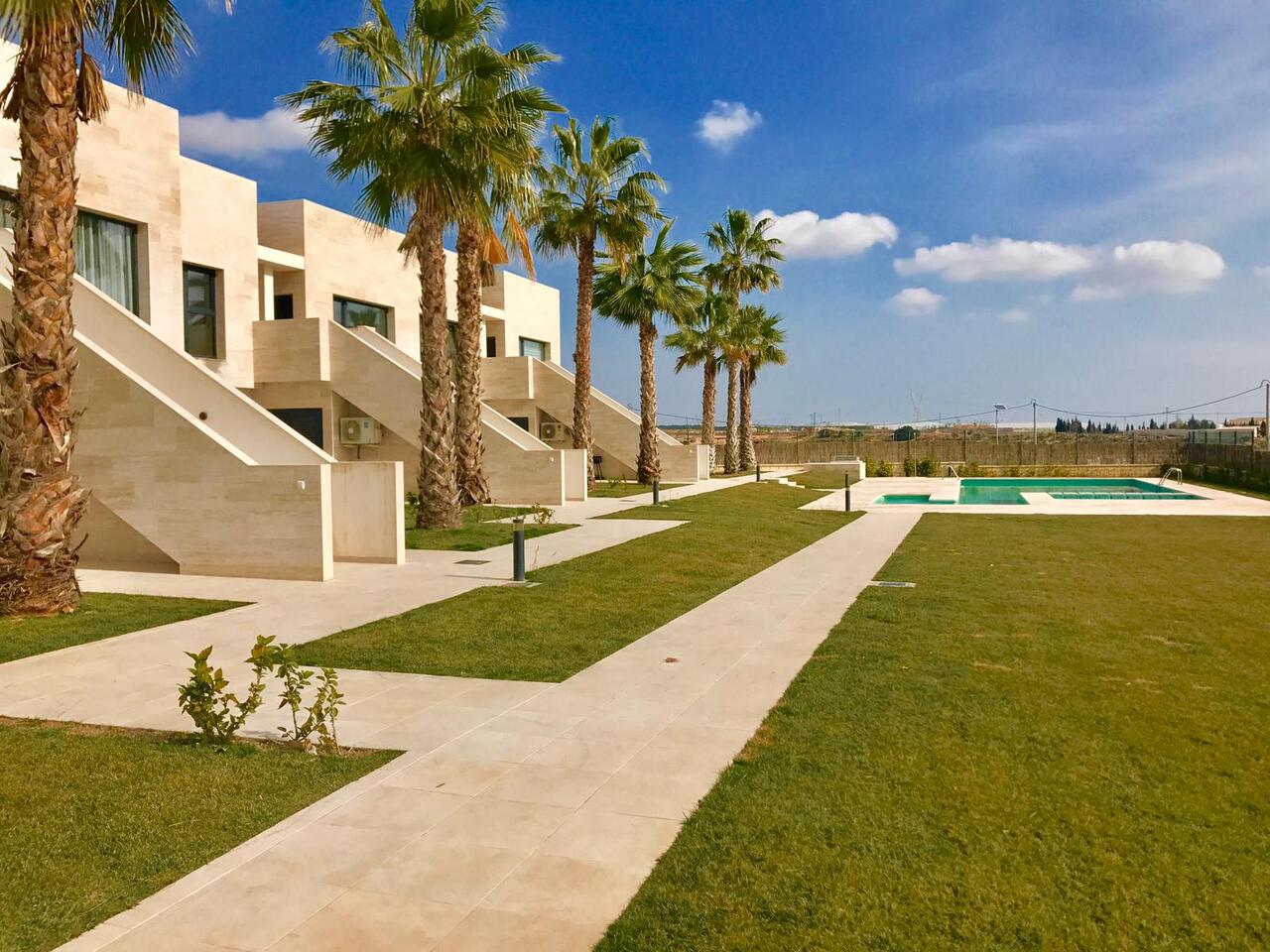 25y682r0226 Apartment in Pilar de La Horadada, Alicante
