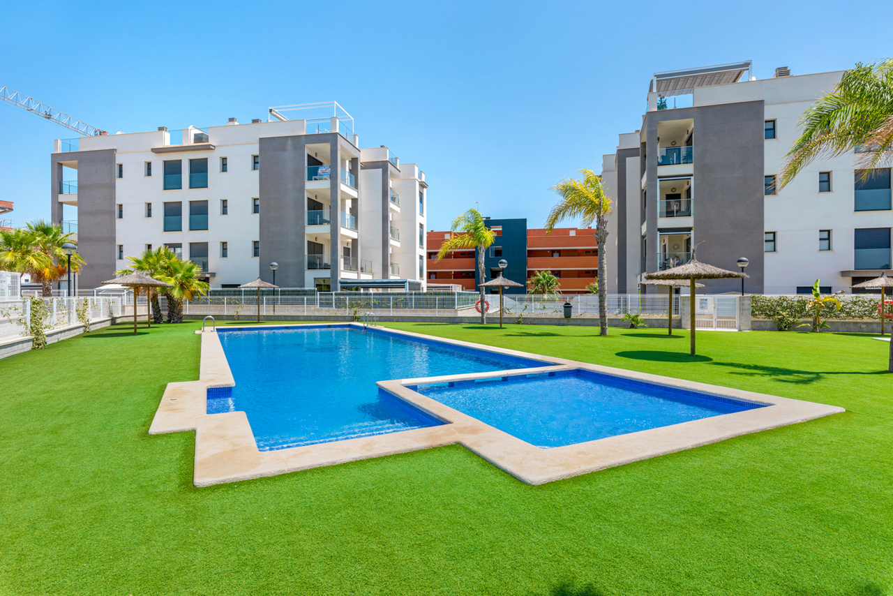 26n453a0703 Apartment in Villamartin, Alicante