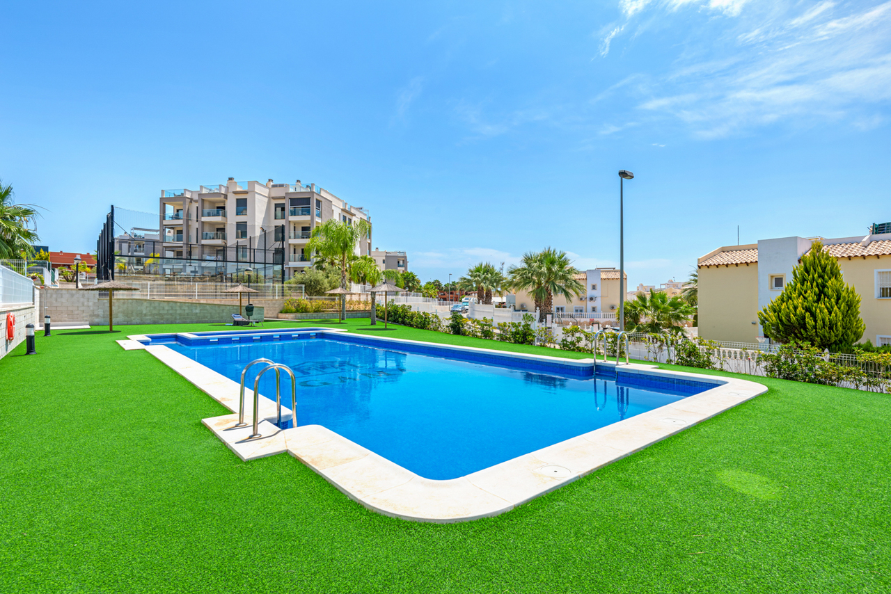 26u621a0711 Apartment in Villamartin, Alicante