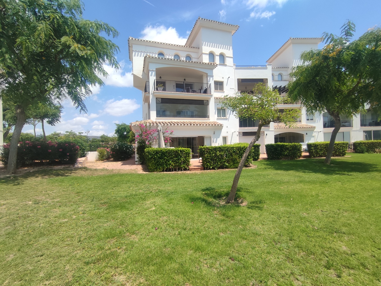 31386-apartment-for-sale-in-hacienda-riquelme-golf-resort-26805896-large Apartment in Hacienda Riquelme Golf Resort, Murcia