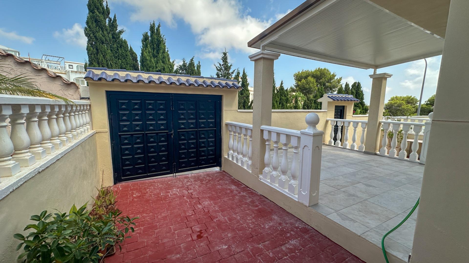32-5 Town House in San Miguel de Salinas, Alicante