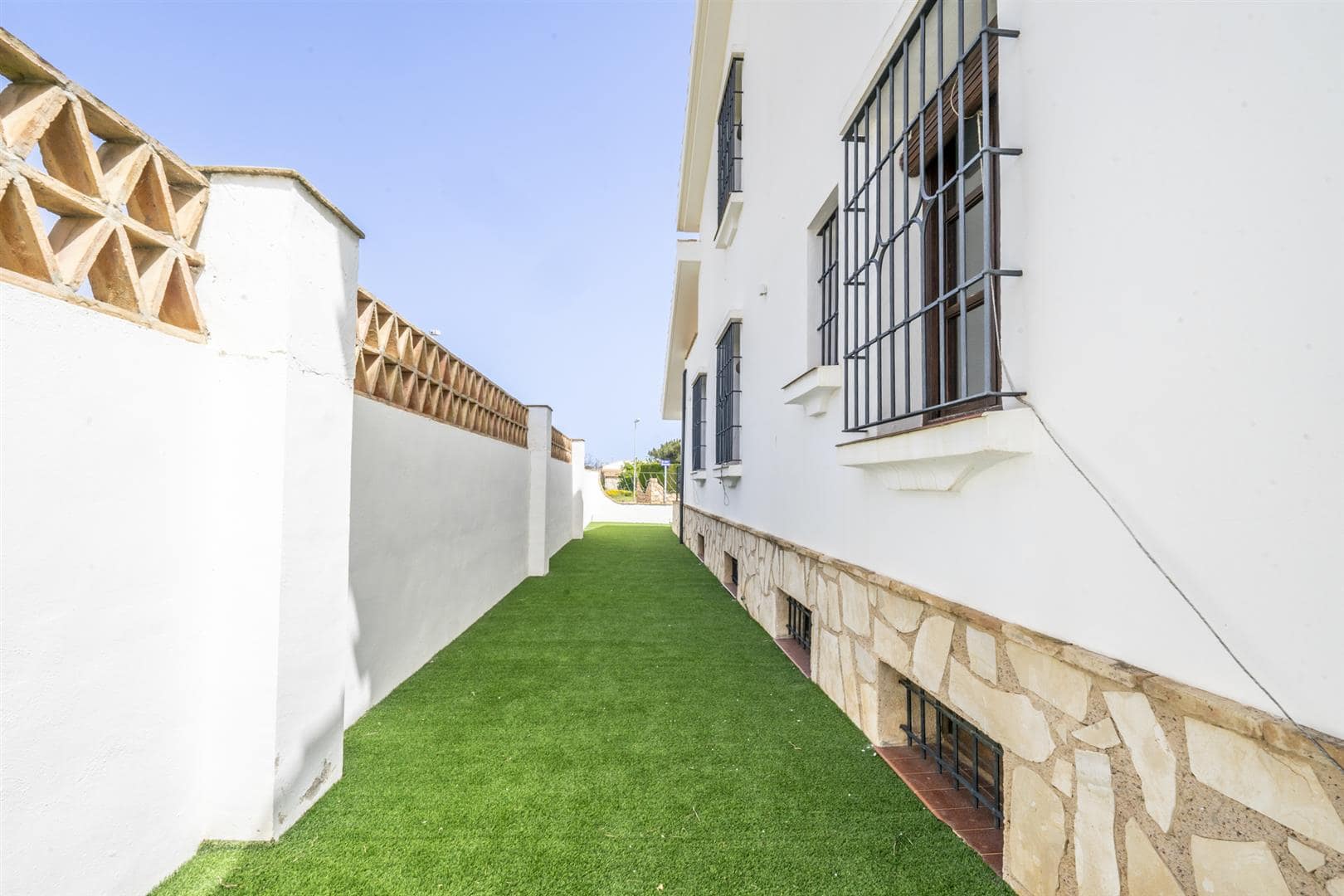 3iOrUEgMhESkdP7KqMIdKQ Villa in Santiago de la Ribera, Murcia