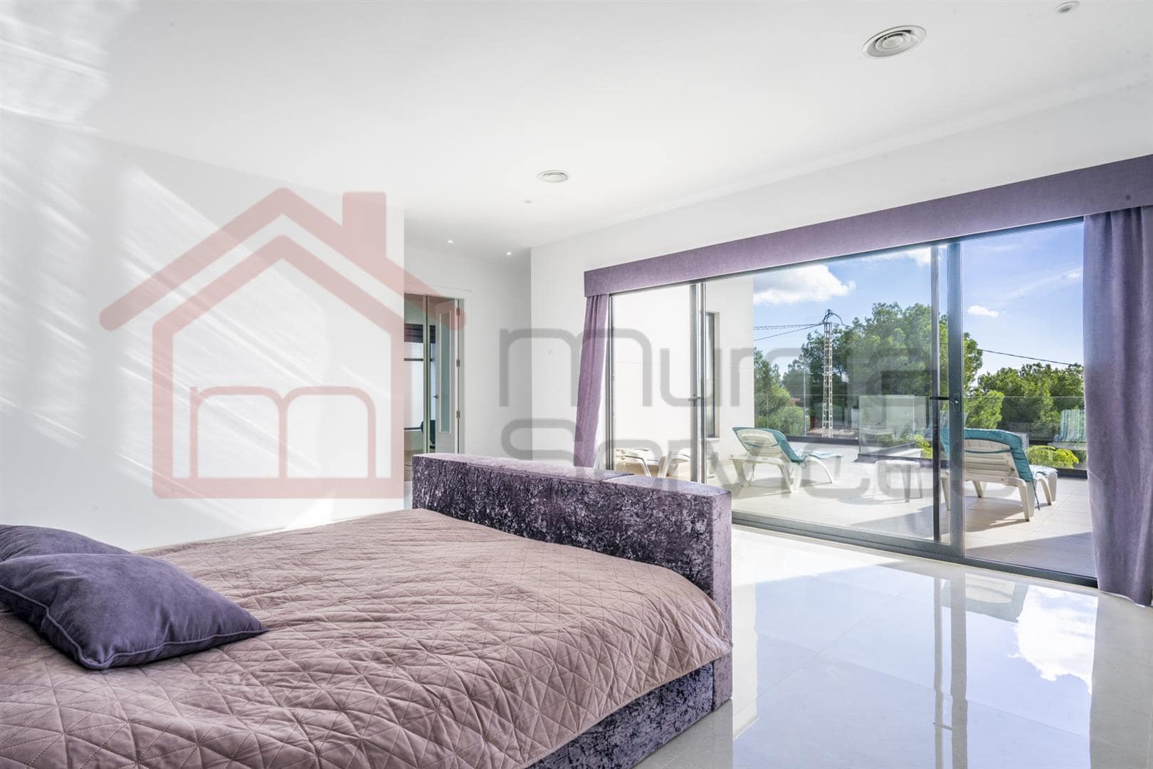 4prhFnpyVUqZqAnqM_Frfw Villa in Pinar de Campoverde, Alicante
