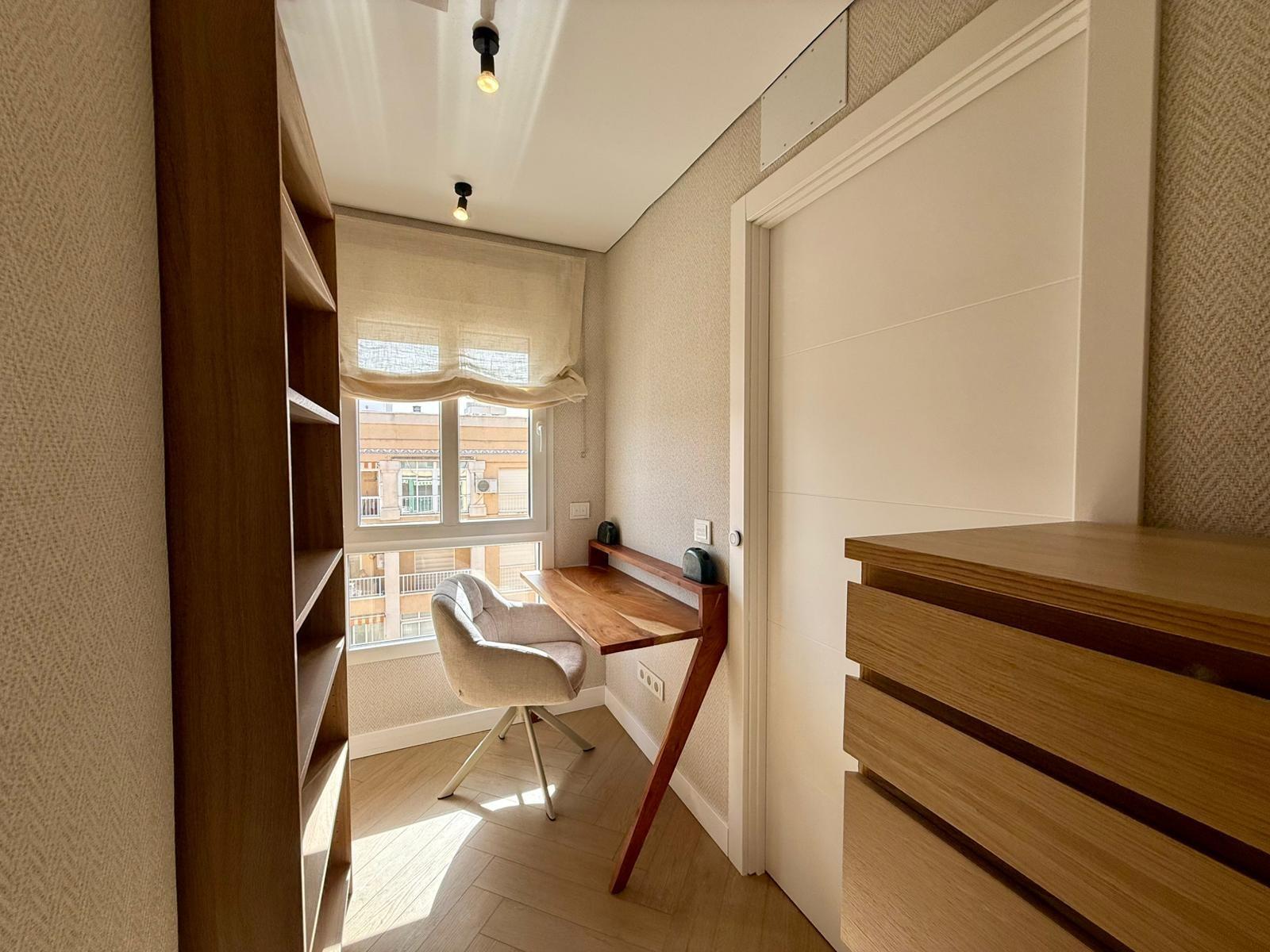 5-27 Apartment in Guardamar del Segura, Alicante