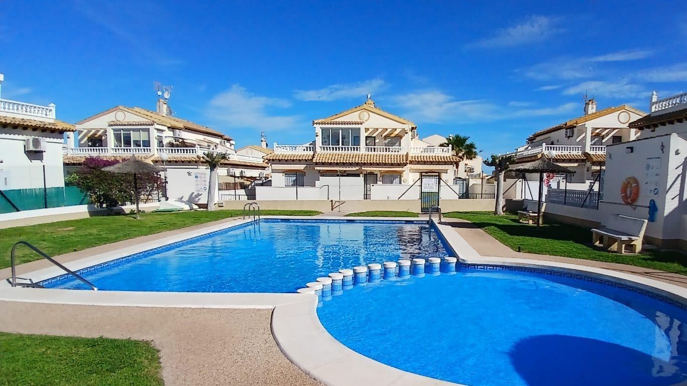 6-28 Town House in Orihuela Costa, Alicante