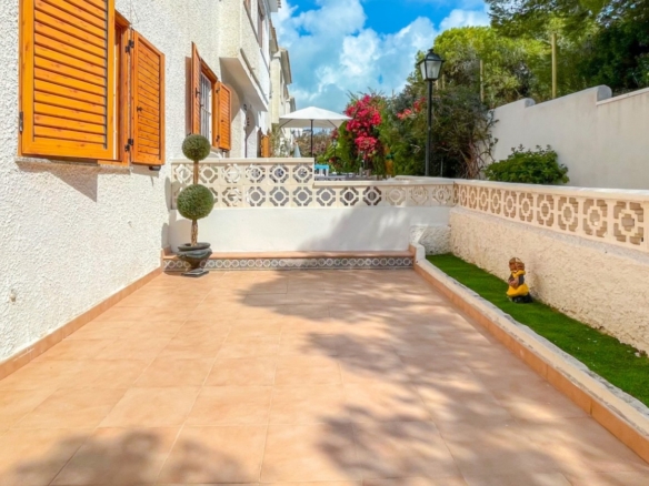 Town House for sale in Orihuela Costa