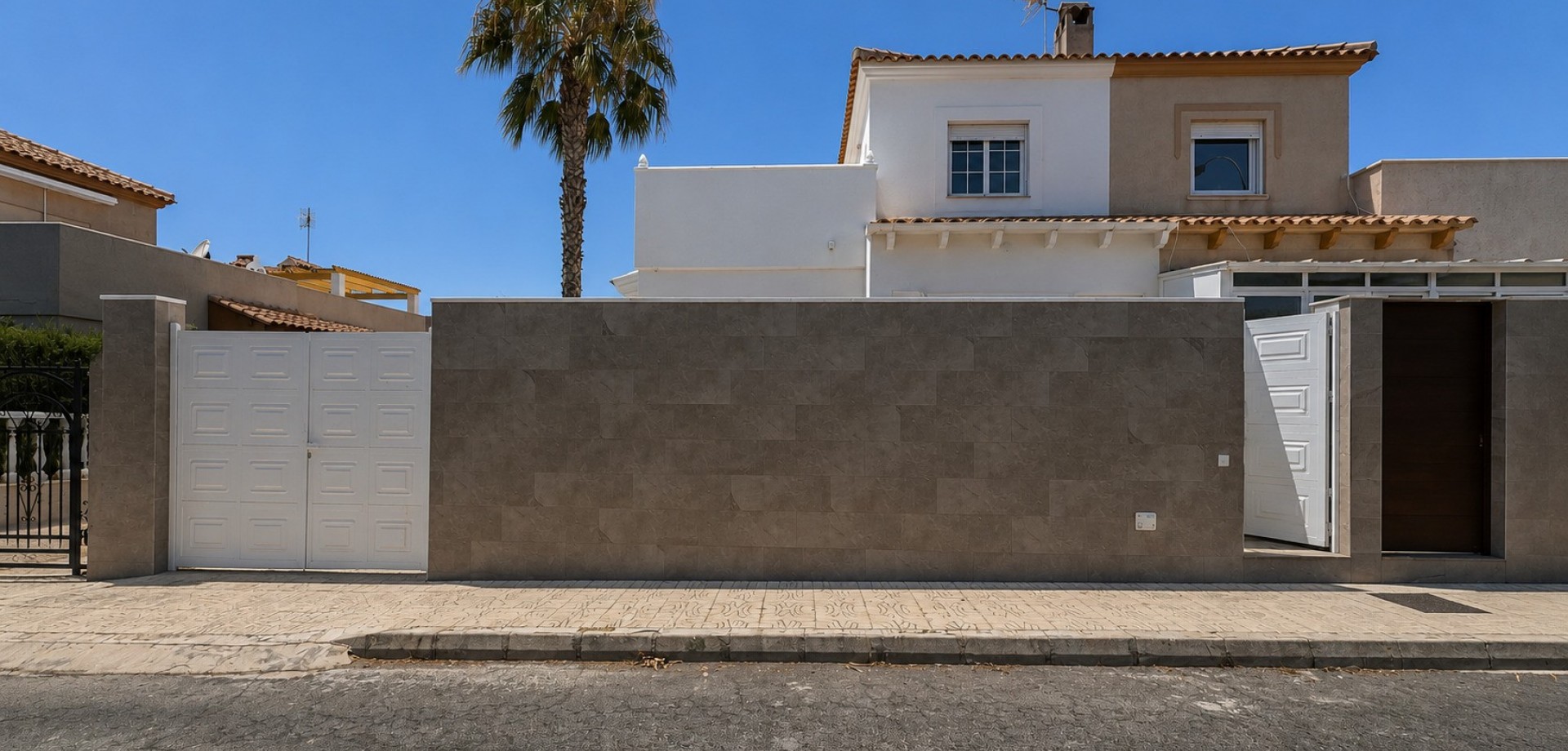 761945_xl.jpg Town House for sale in Orihuela Costa