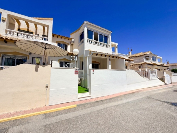 Town House for sale in Orihuela Costa