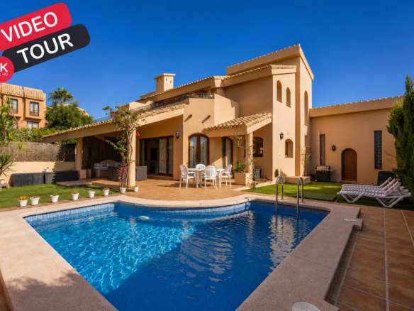 Villa for sale in La Manga Club