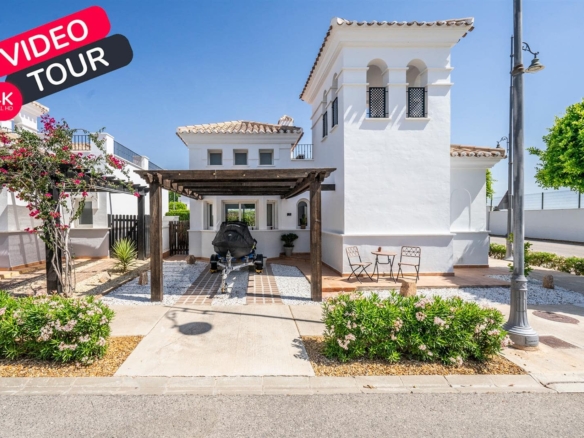 Villa for sale in La Torre Golf Resort