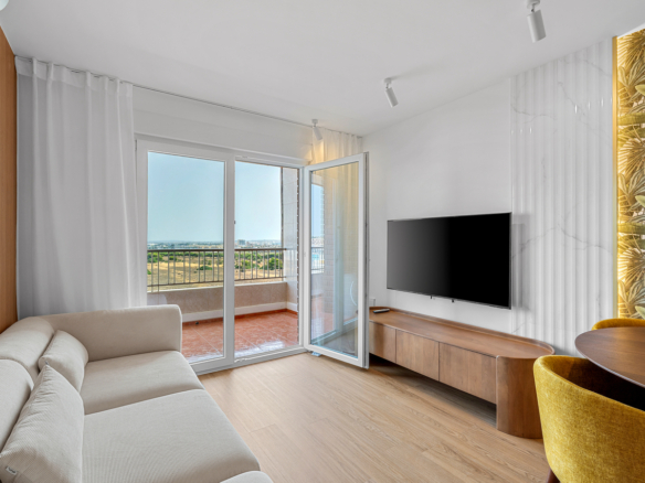 Penthouse for sale in Punta Prima
