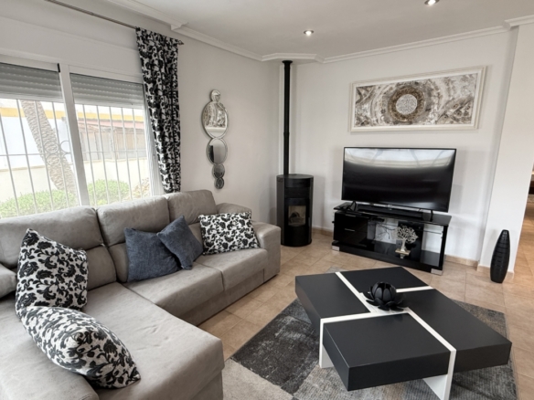 Town House for sale in Sucina