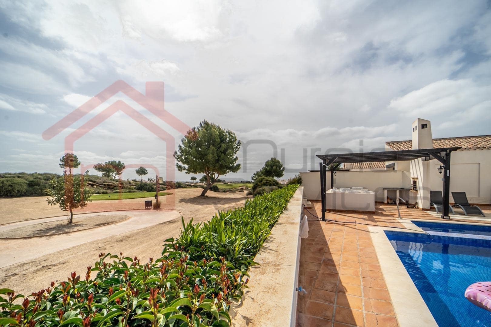 KikP9SilIEeJBJ1n_bU97w Villa in El Valle Golf Resort, Murcia