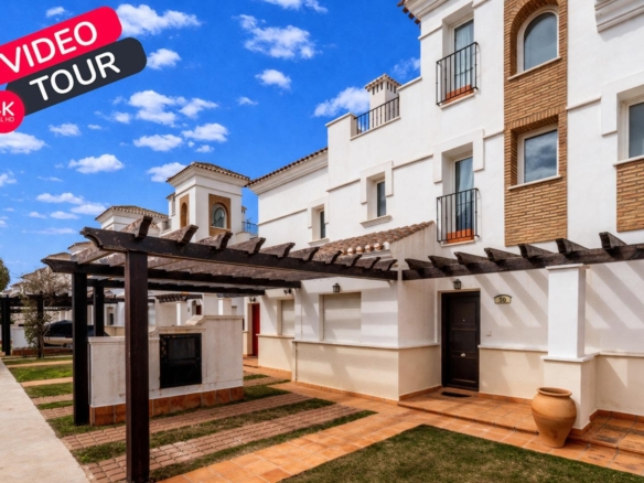 Town House for sale in La Torre Golf Resort