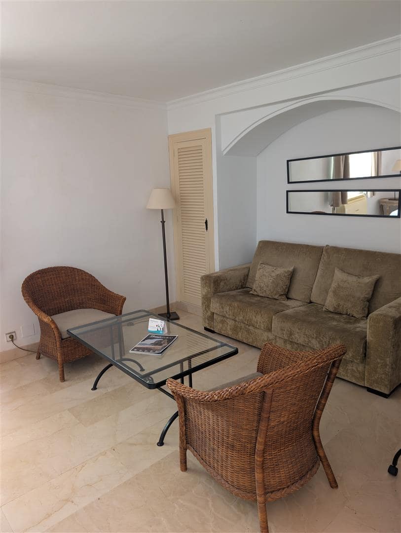 TMWqXxycZ0qpc646OfIJhg.jpg Apartment for sale in Las Lomas