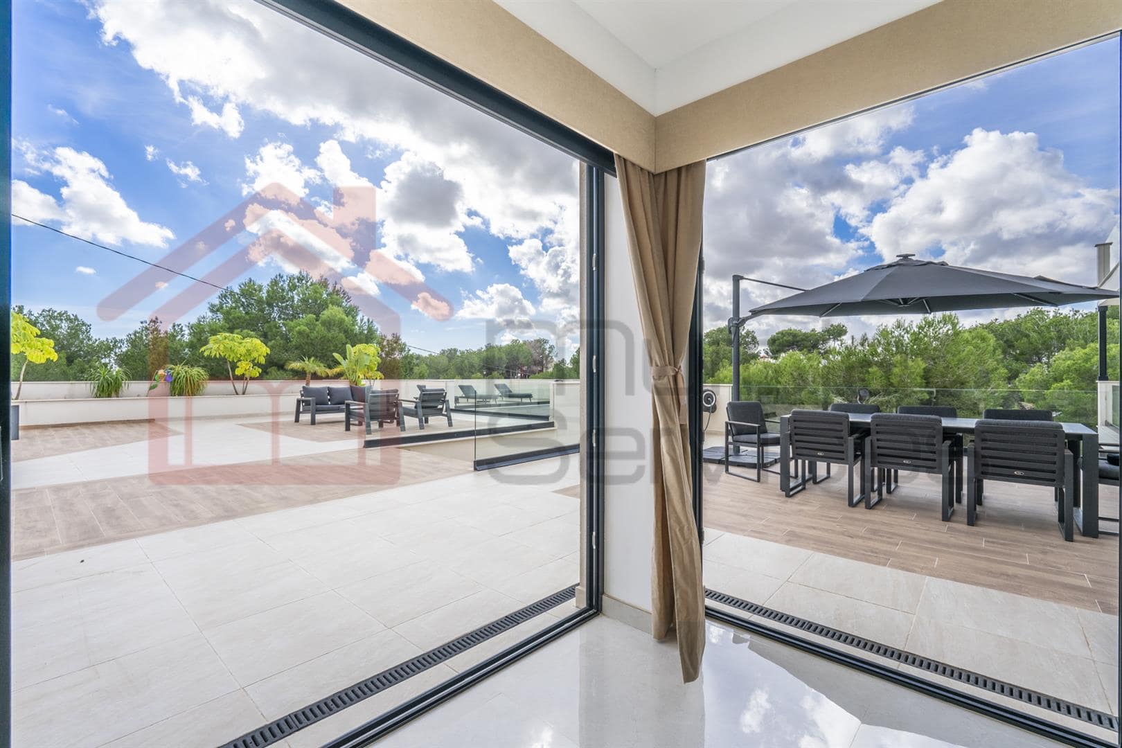 W5VuZdSiCUmAYPTYwDIoWA Villa in Pinar de Campoverde, Alicante
