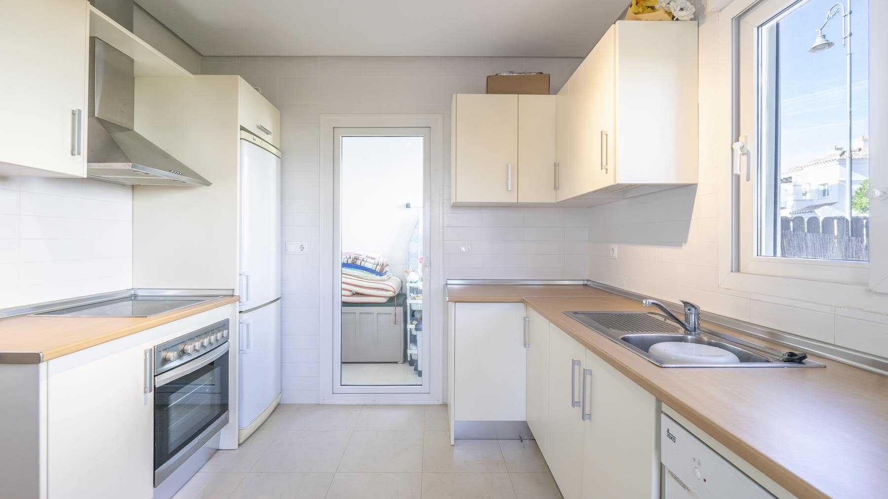 WPWJBOfPJkmjFY-Prqku5g Villa in La Torre Golf Resort, Spain