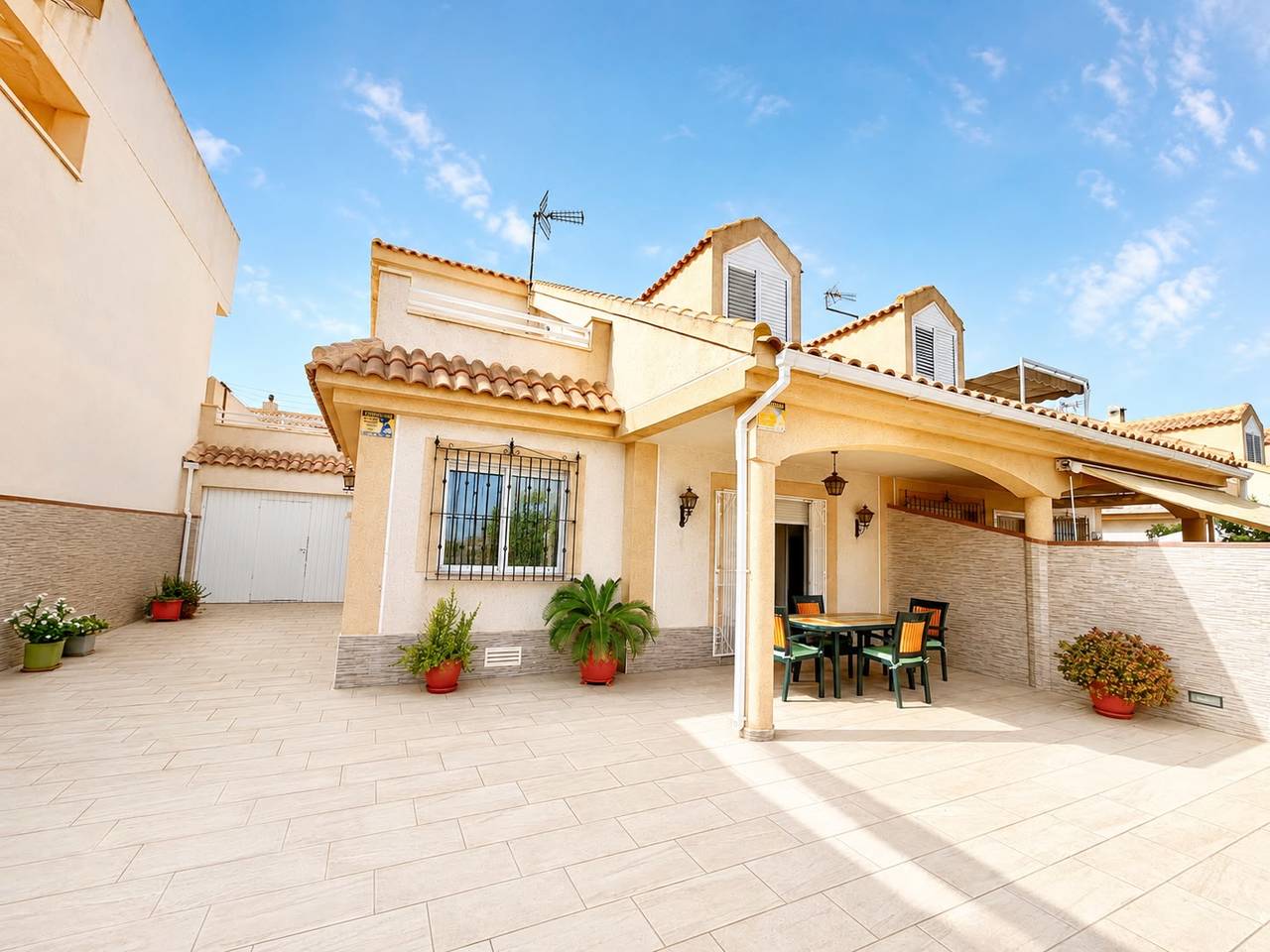 WhatsApp_Image_2026-07-24_at_13.27.00_xlarge.jpeg Town House for sale in Torre de La Horadada