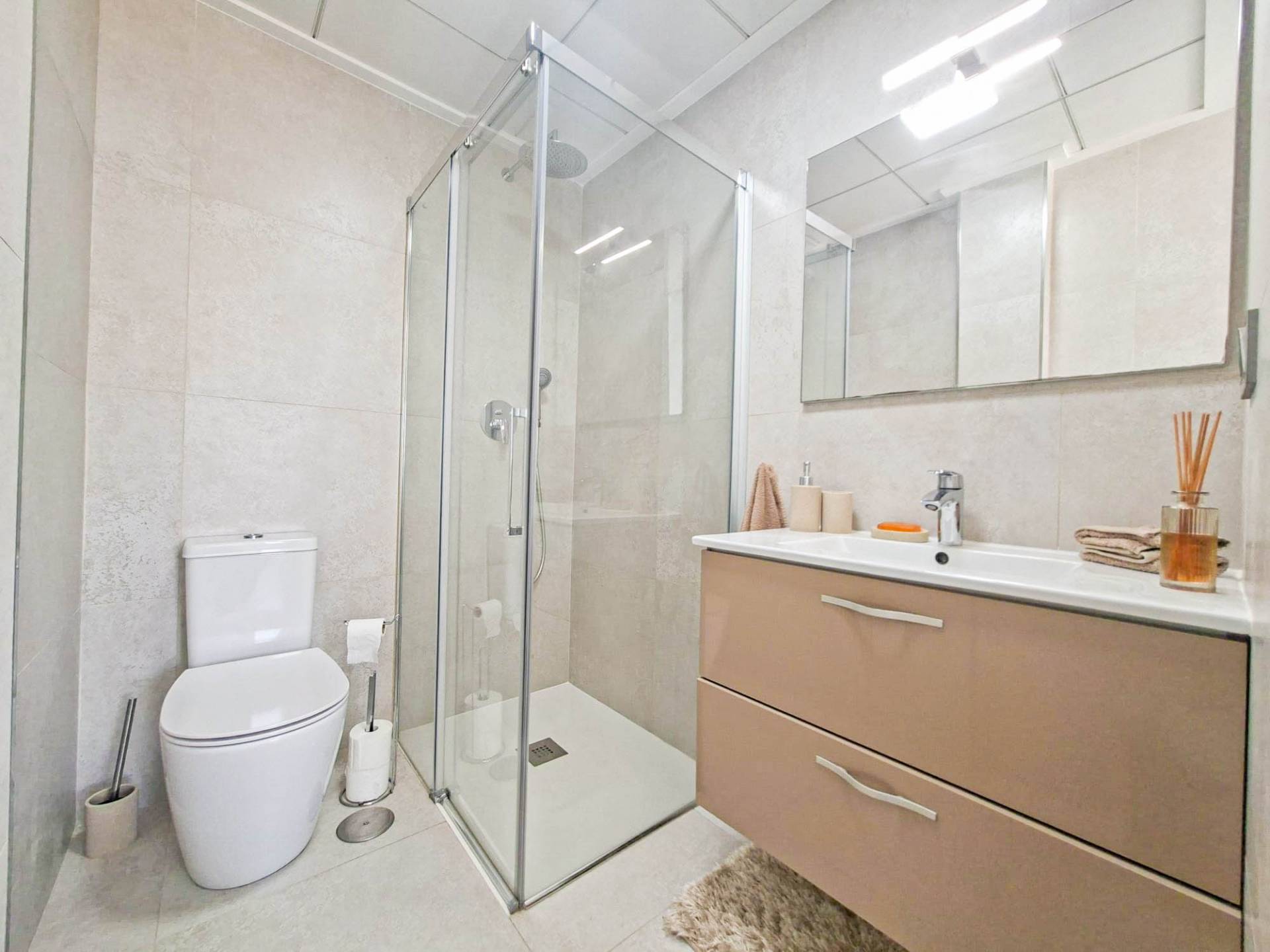 aIptQr7nj7BbHWkuVjSPNmaJxuScaAAa Villa in Villamartin, Alicante