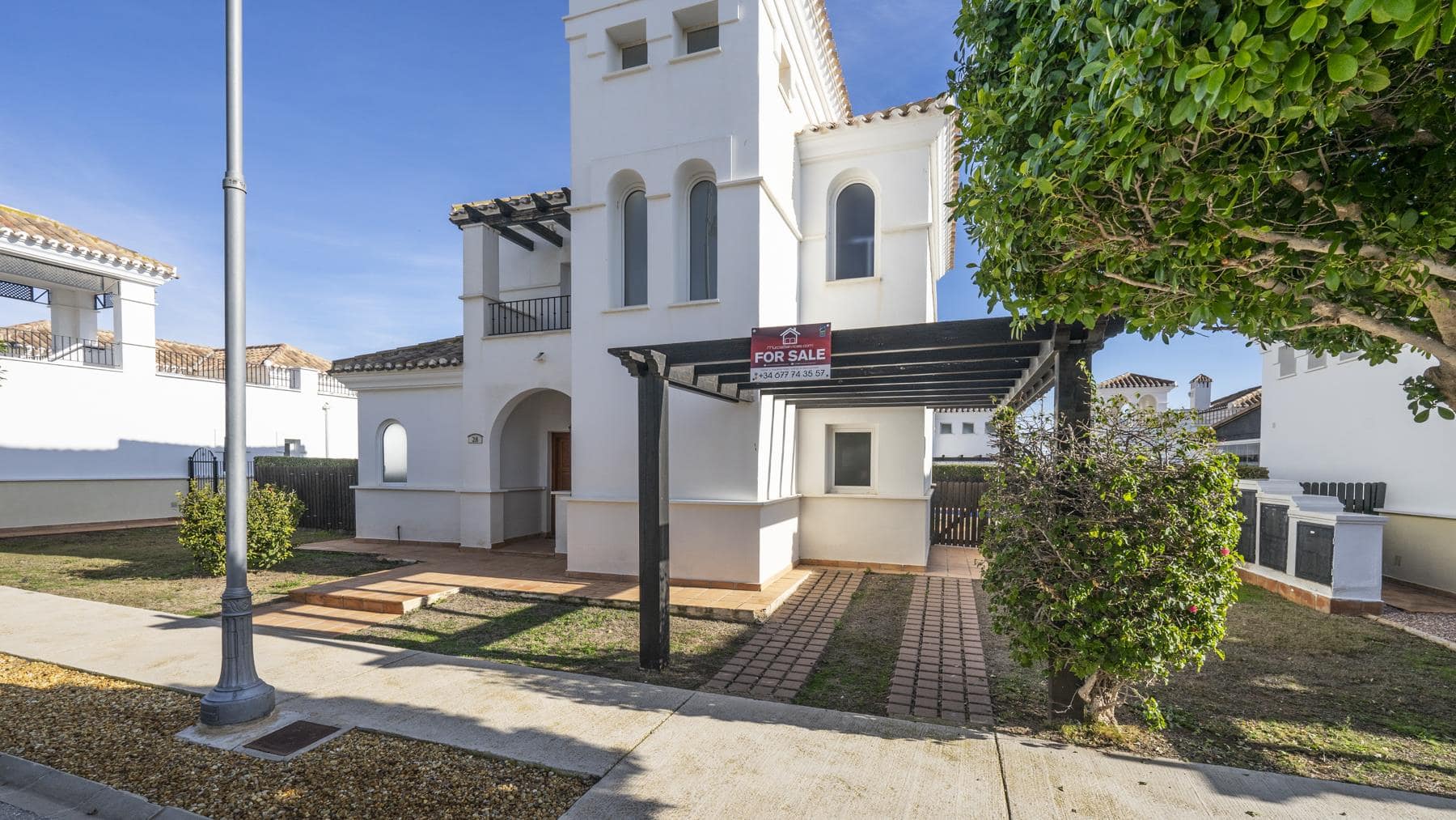cHk24Zu3zkWeyB-Oue20GA Villa in La Torre Golf Resort, Spain
