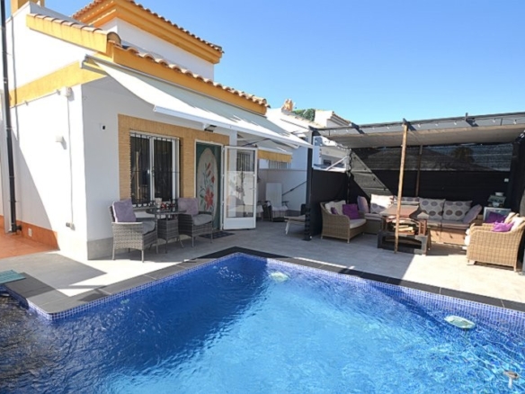 Semi Detached for sale in Sucina