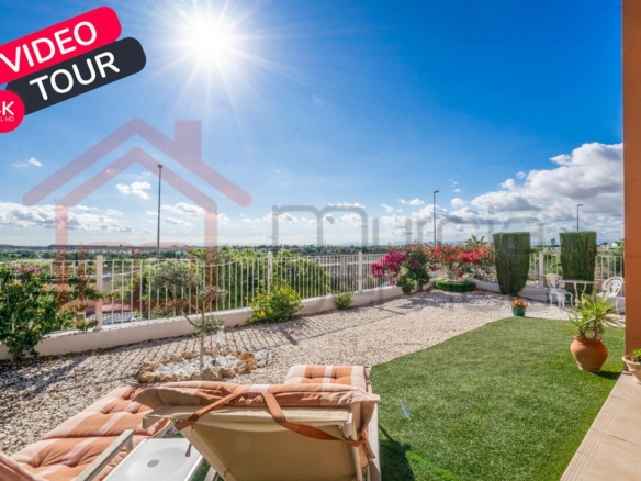 Apartment for sale in Altaona Golf and Country Club