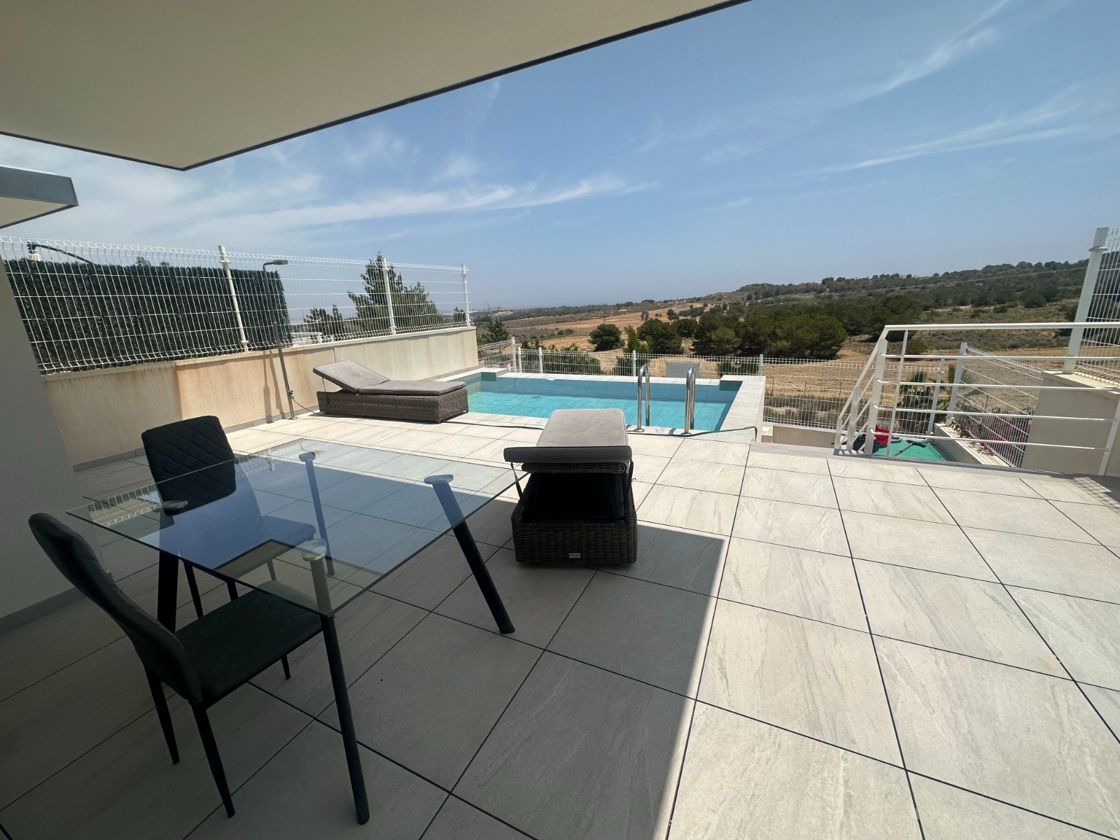 o_1it9pv9v512c4v9s1ref1heh1t9b3d Villa in San Miguel de Salinas, Alicante