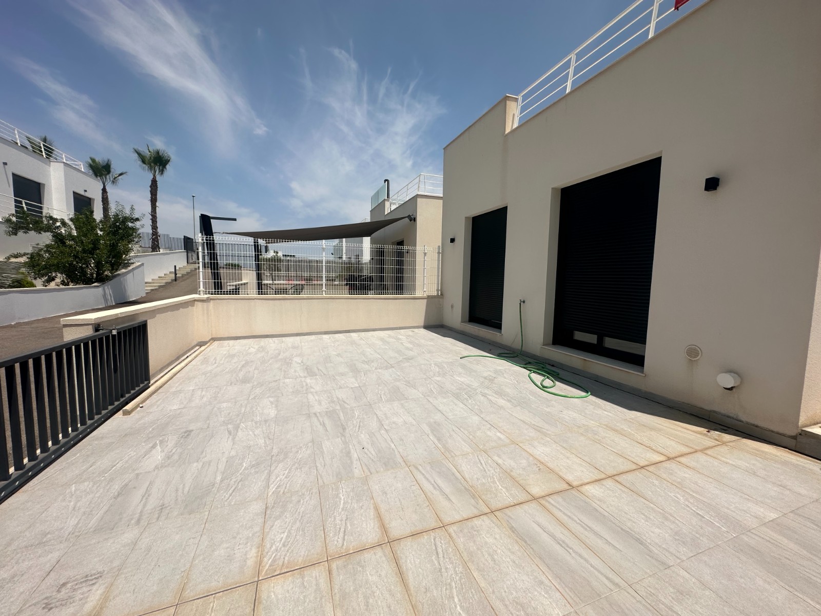 o_1it9pv9v58m490p1a1ob5oemo49 Villa in San Miguel de Salinas, Alicante