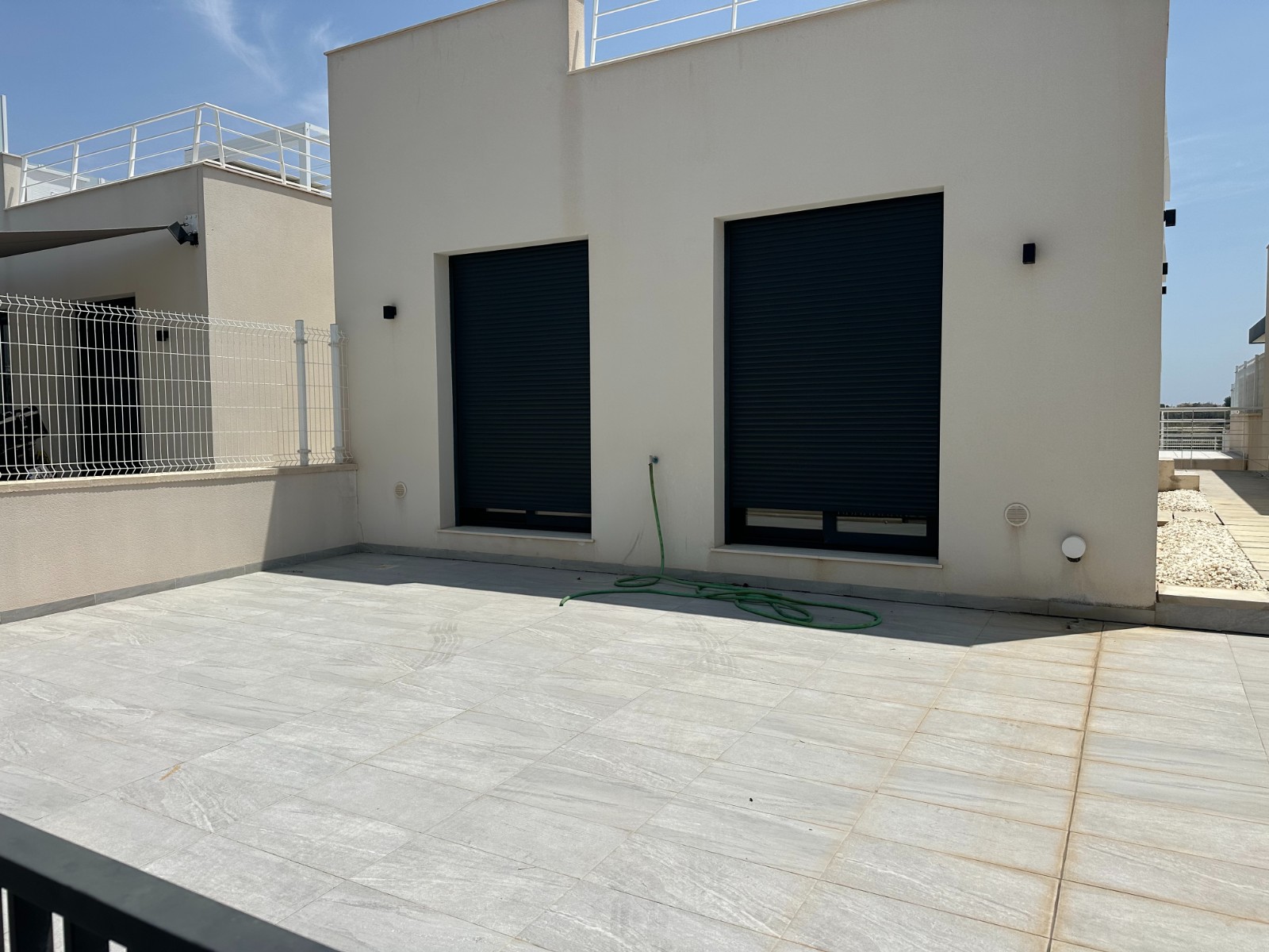 o_1it9pv9v5si6c9fd6393k1tl738 Villa in San Miguel de Salinas, Alicante