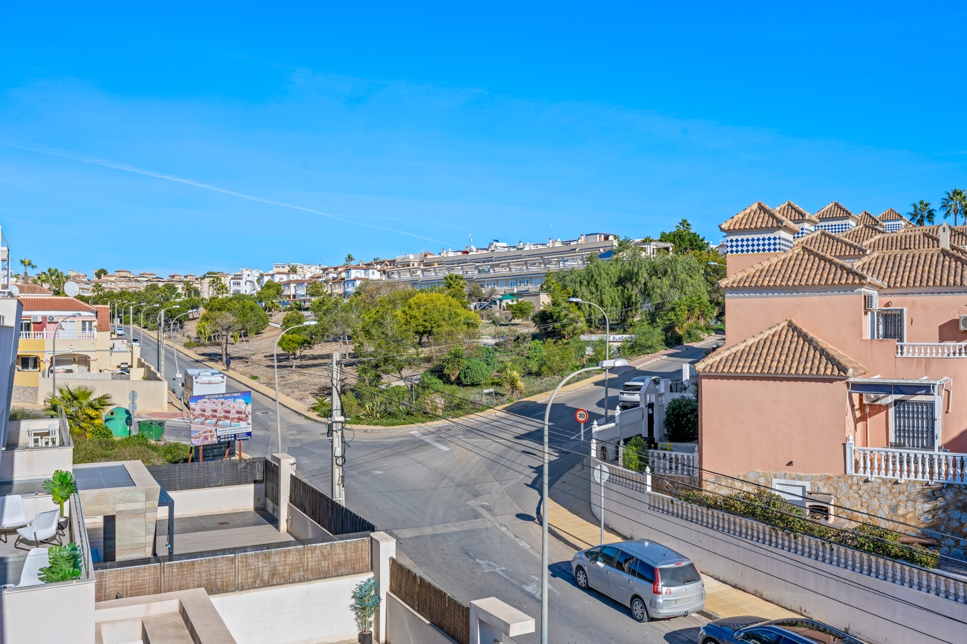 o_1jepm3t3g1usj1olpvj11kq2av934 Villa in Orihuela Costa, Alicante