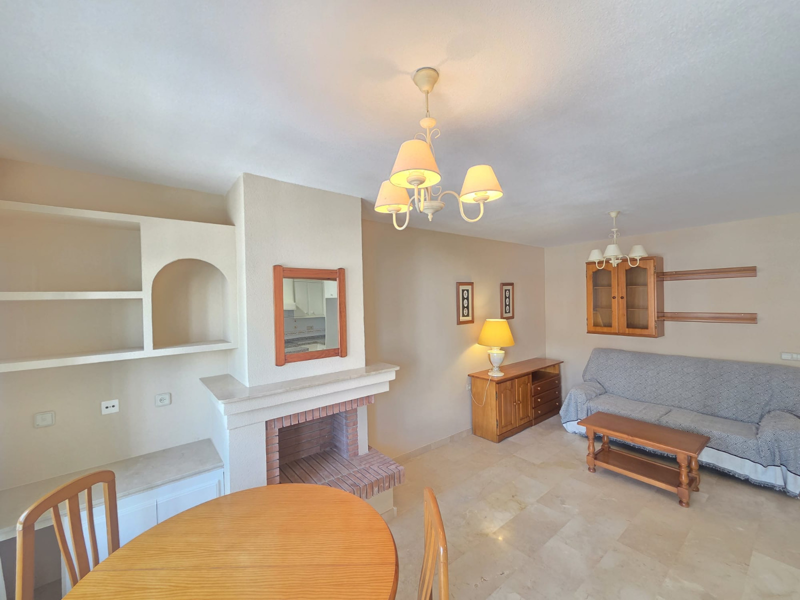 o_1jsd0e2jjv69ocjlm612hvdgn1g Bungalow in Villamartin, Alicante
