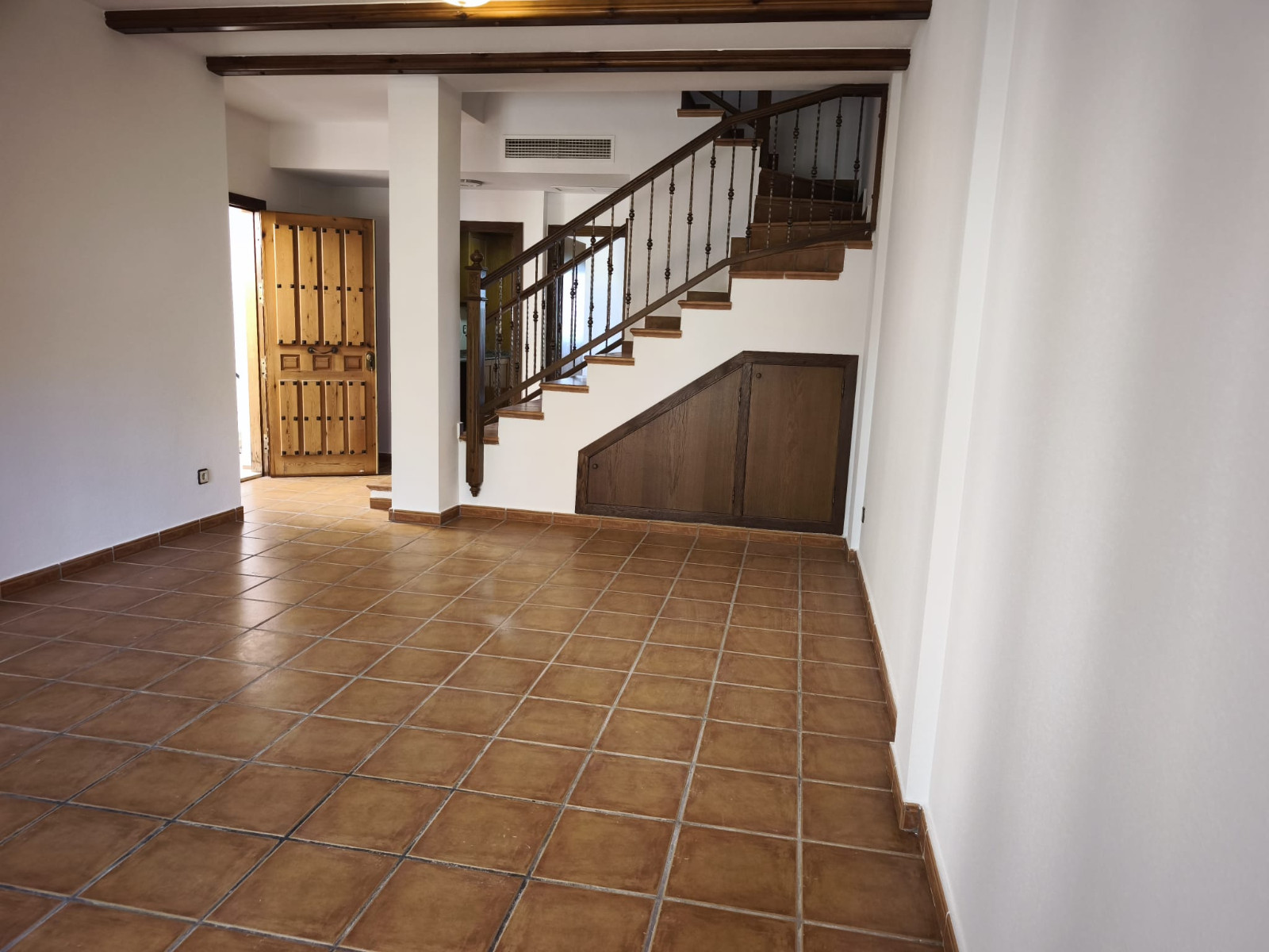 o_1jsu0qmhi1ht568o3udnpg1hi82l Town House in La Finca Golf Resort, Alicante