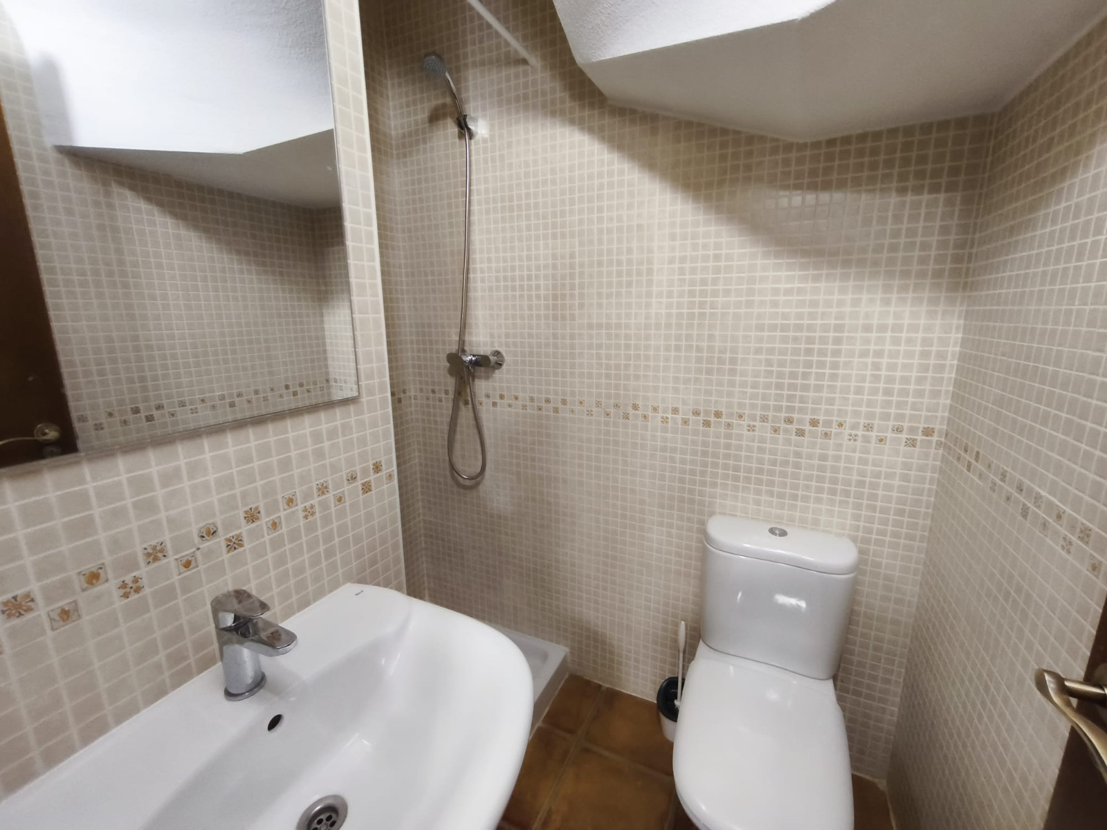 o_1jsu0qmhi1ii0nh8cmd1jph1snt2q Town House in La Finca Golf Resort, Alicante