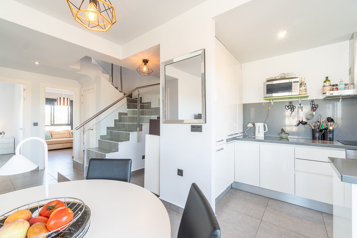 o_1jt13sajr1u01kas1jmc1o461vq83m Penthouse in Villamartin, Alicante