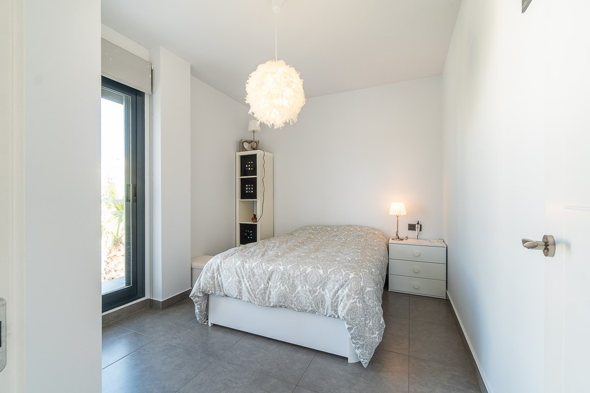 o_1jt13sajr8dn3gk12781huoib03r Penthouse in Villamartin, Alicante