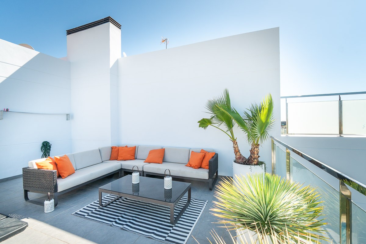 o_1jt13sajra041vtk11jnrdc135t4a Penthouse in Villamartin, Alicante
