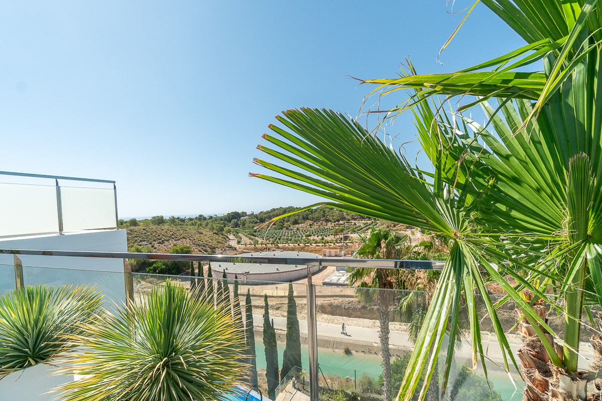 o_1jt13sajrtsmseo1re85c4kk249 Penthouse in Villamartin, Alicante