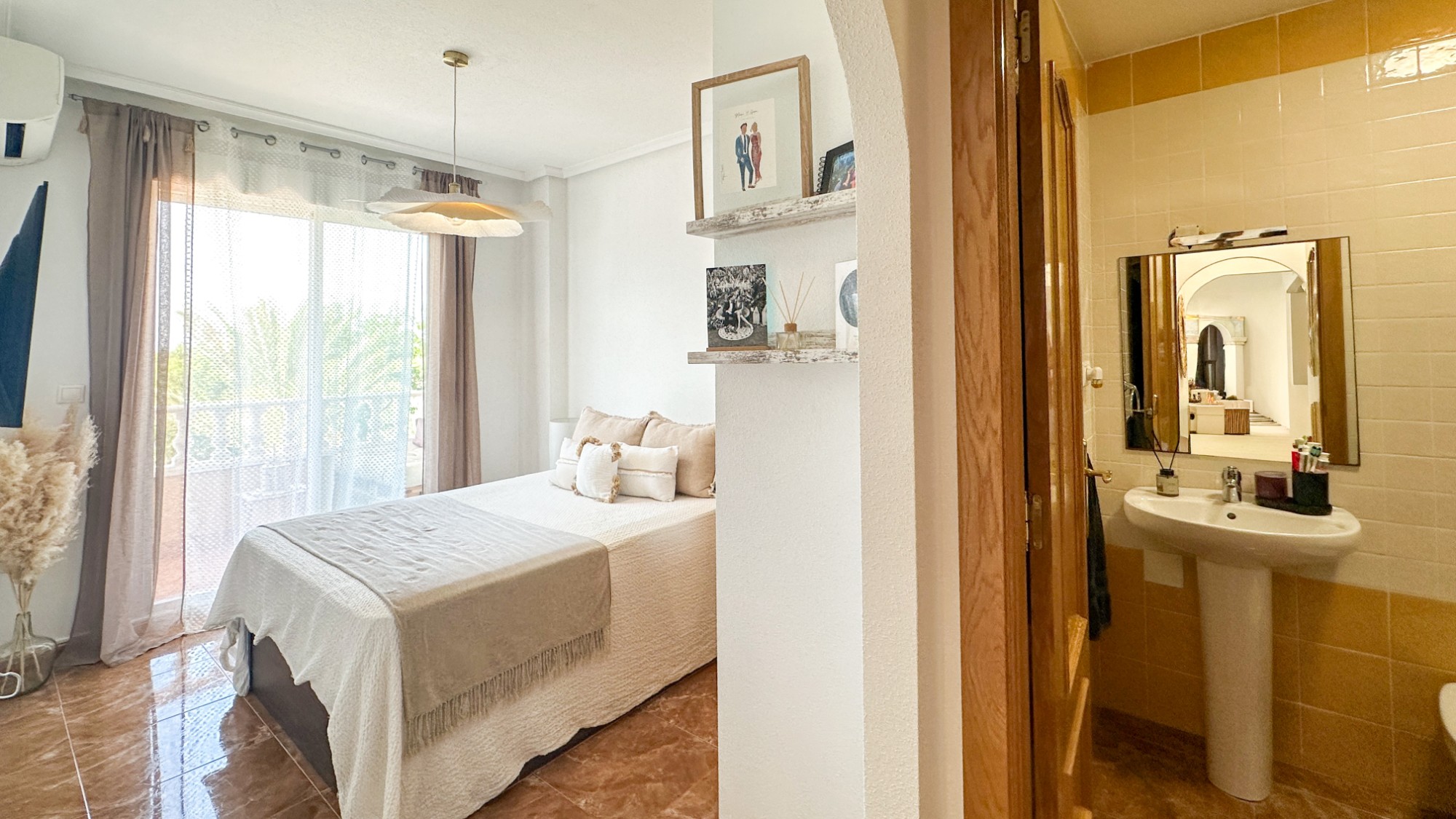 o_1jt5rdqm413qitg9q1bg4j6a733 Apartment in Guardamar del Segura, Alicante