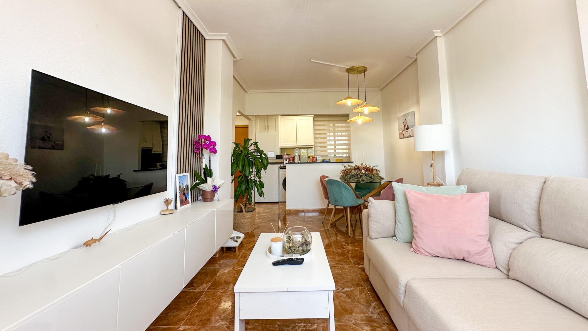 o_1jt5rdqm41ke13ndkbqv0s1imi37 Apartment in Guardamar del Segura, Alicante