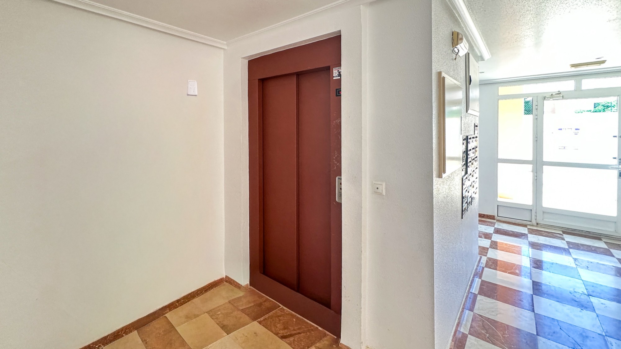o_1jt5rdqm41ol0191i19fn1aua13o52k Apartment in Guardamar del Segura, Alicante