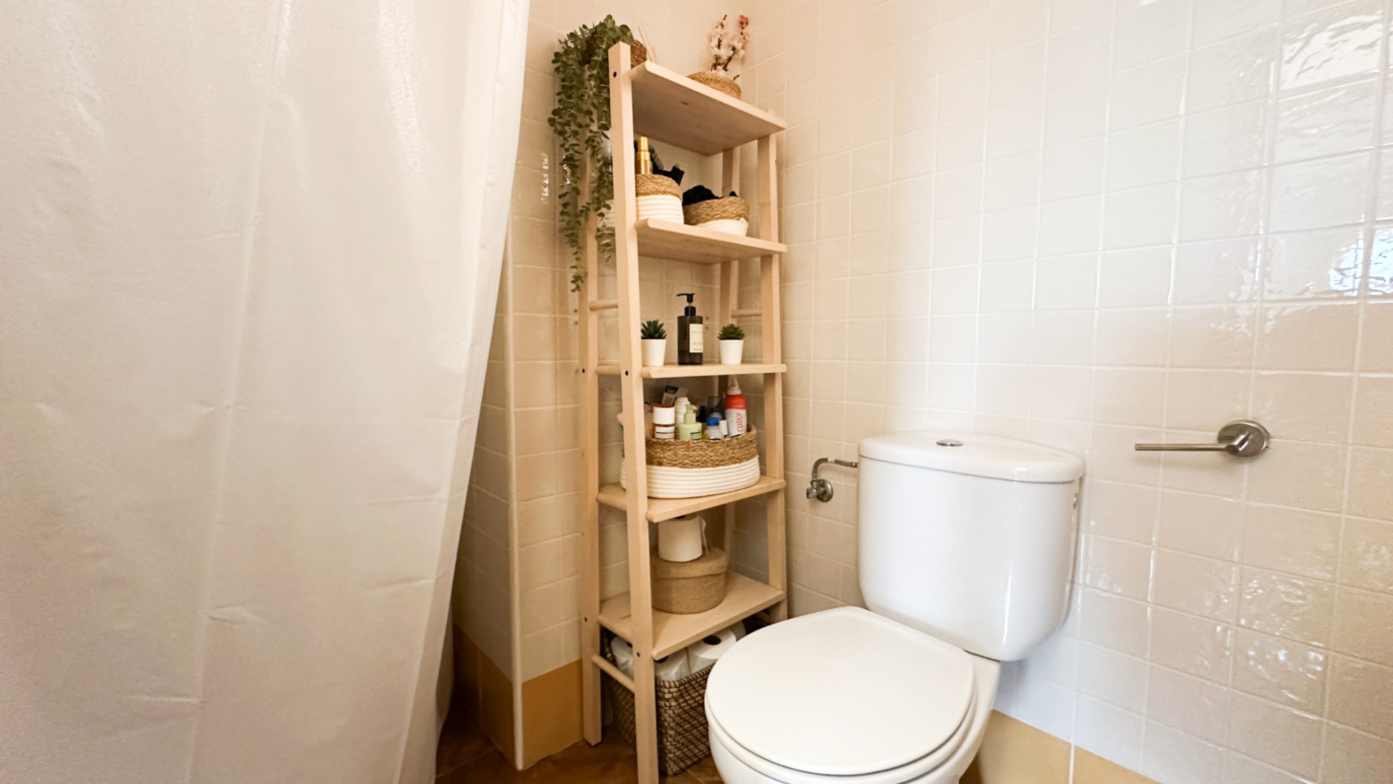 o_1jt5rdqm4htr13661h4drmvt3r3g Apartment in Guardamar del Segura, Alicante