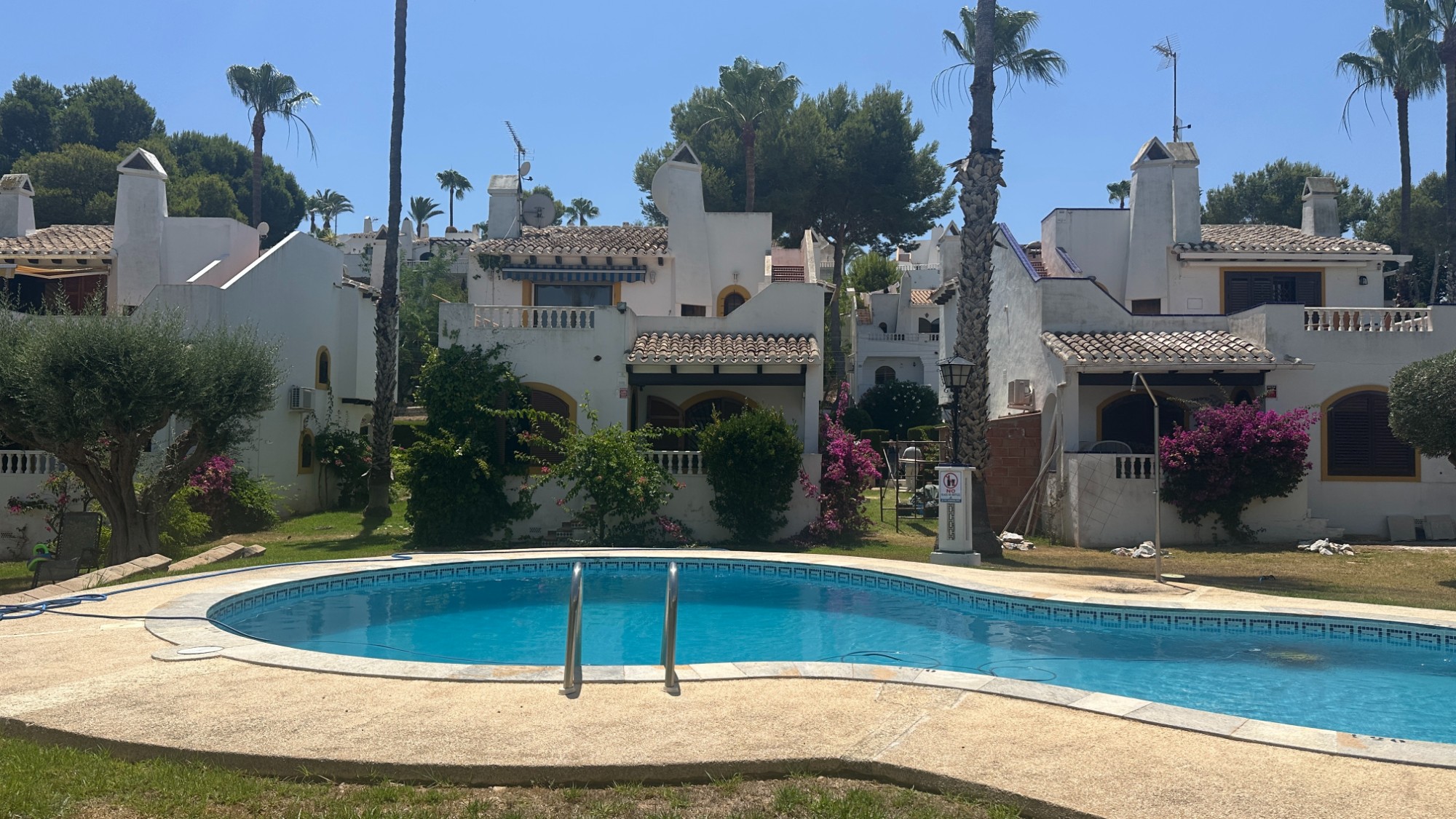 o_1jt5vh6ou13h01eb85ep1tlj13vu21 Villa in Orihuela Costa, Alicante