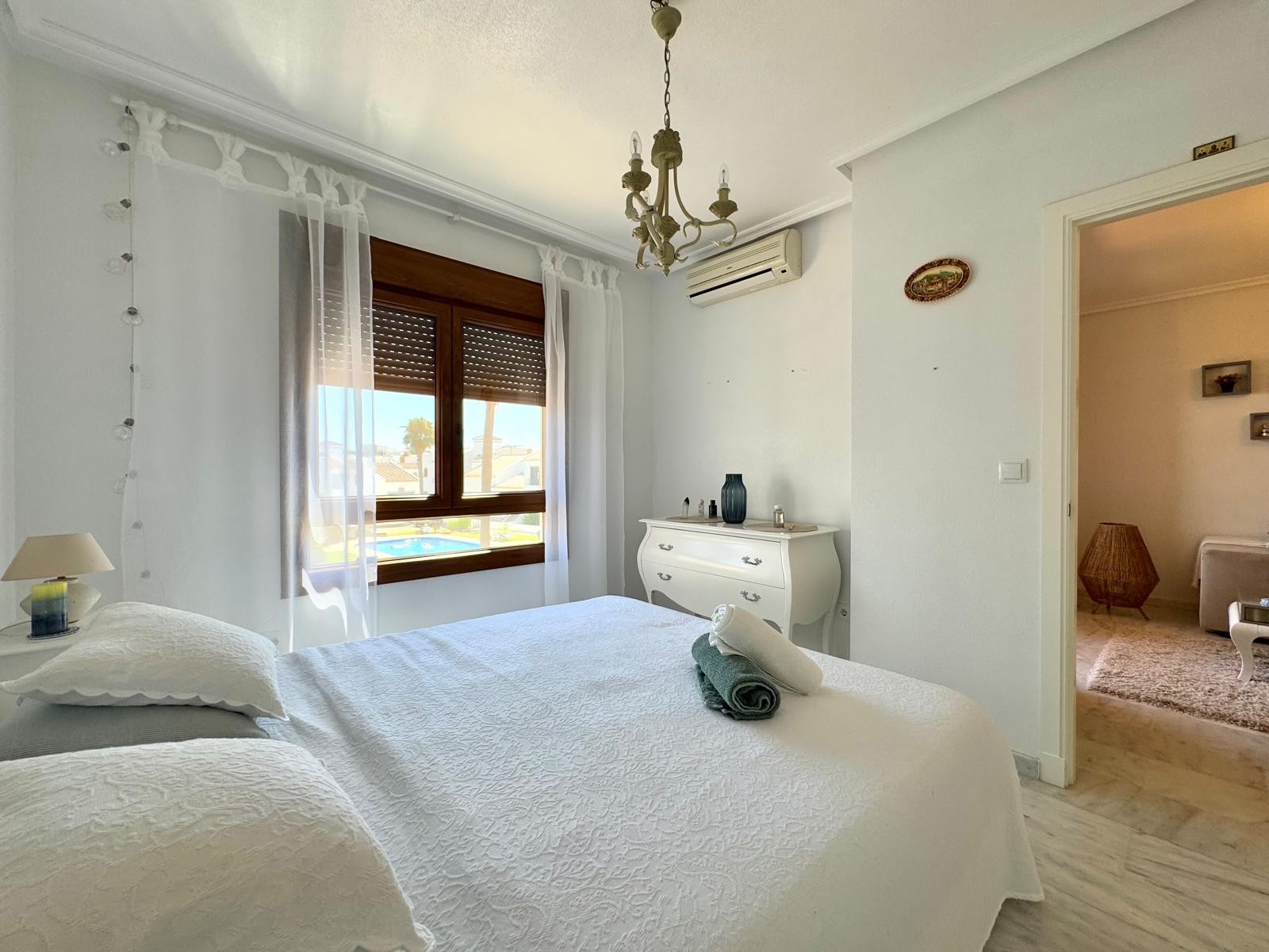 o_1jtgkvg5s1coa1aopat1atpeup2d Apartment in Orihuela Costa, Alicante