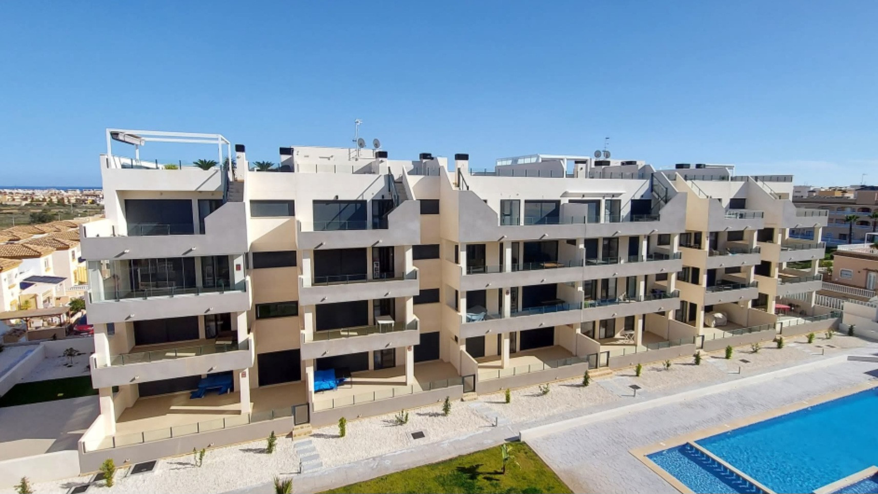 o_1jtiq63nn1jbu1gtl17q61mvu1l6r1q Apartment in Villamartin, Alicante