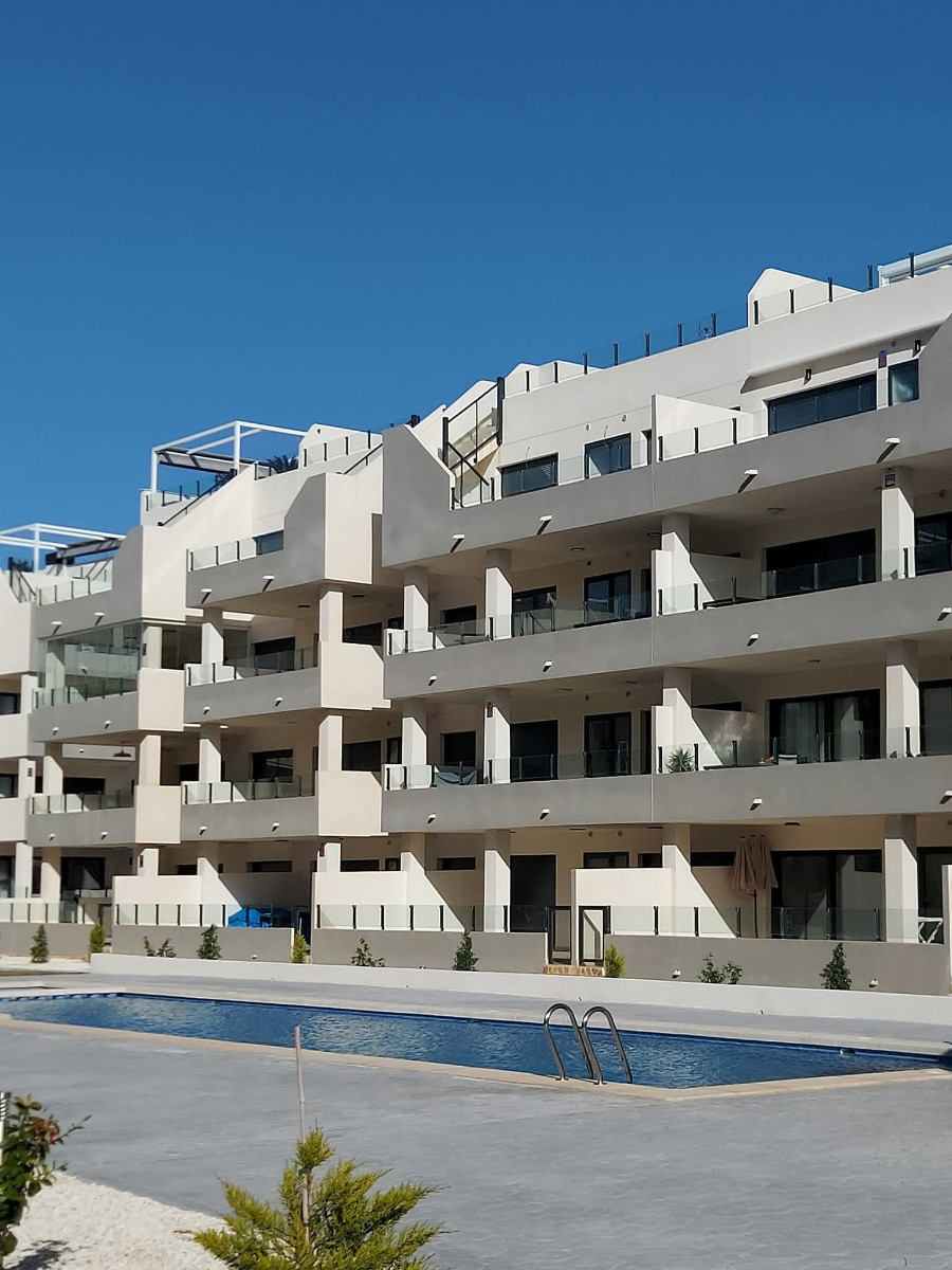 o_1jtiq63nnq9l1am1fckgbd1c8c1r Apartment in Villamartin, Alicante
